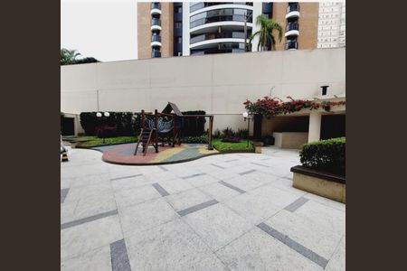 Apartamento à venda com 480m², 4 quartos e 5 vagas Apartamento à venda com 480m², 4 quartos e 5 vagasÁrea externa