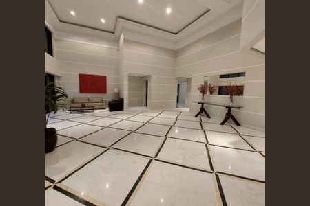 Apartamento à venda com 480m², 4 quartos e 5 vagas Apartamento à venda com 480m², 4 quartos e 5 vagasÁrea externa