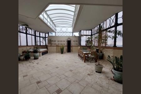 Apartamento à venda com 480m², 4 quartos e 5 vagas Apartamento à venda com 480m², 4 quartos e 5 vagasÁrea externa