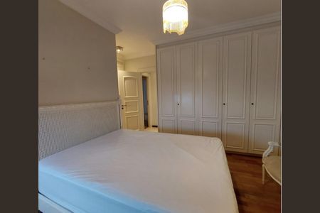 Apartamento à venda com 480m², 4 quartos e 5 vagas Apartamento à venda com 480m², 4 quartos e 5 vagasQuarto