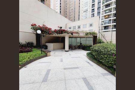 Apartamento à venda com 480m², 4 quartos e 5 vagas Apartamento à venda com 480m², 4 quartos e 5 vagasÁrea externa