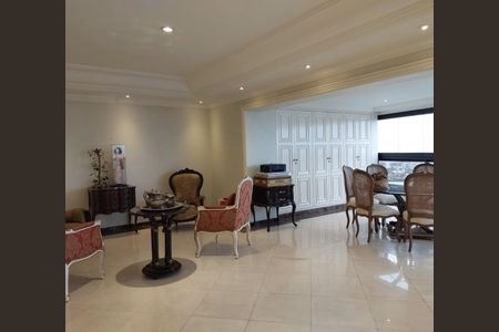 Apartamento à venda com 480m², 4 quartos e 5 vagas Apartamento à venda com 480m², 4 quartos e 5 vagasSala