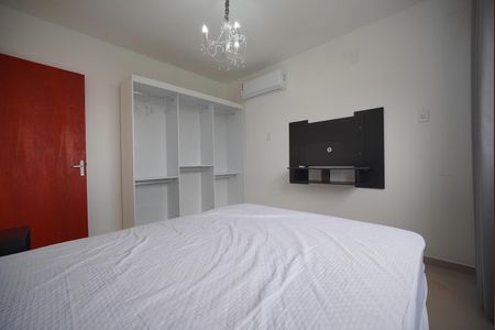 Quarto 1 de casa para alugar com 2 quartos, 60m² em São João do Rio Vermelho, Florianópolis