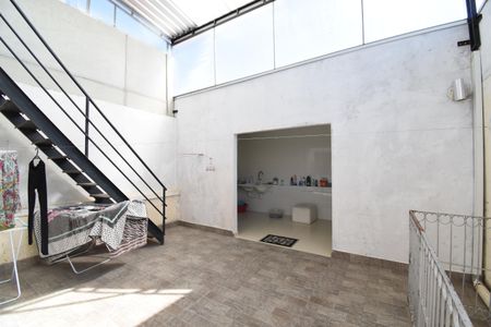 Casa para alugar com 300m², 5 quartos e 5 vagasÁrea de Serviço