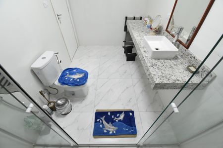 Casa para alugar com 300m², 5 quartos e 5 vagasBanheiro 1