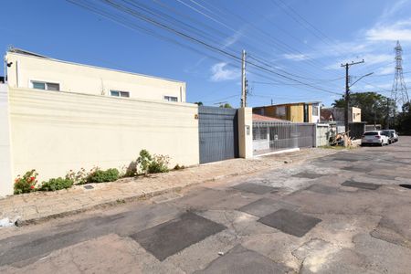 Casa para alugar com 300m², 5 quartos e 5 vagasFachada