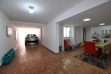 Casa para alugar com 300m², 5 quartos e 5 vagasGaragem