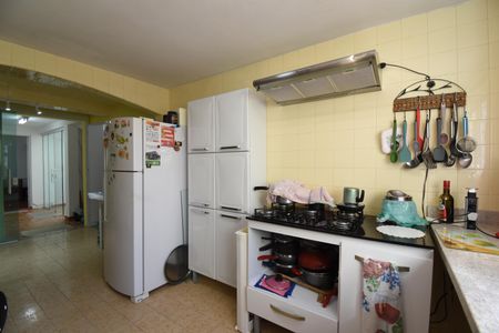 Casa para alugar com 300m², 5 quartos e 5 vagasCozinha