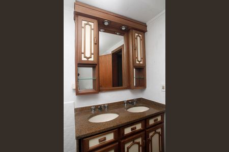 Apartamento para alugar com 470m², 4 quartos e 4 vagasBanheiro 1 Quarto Suíte