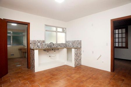 Apartamento para alugar com 470m², 4 quartos e 4 vagasCozinha + Área de Serviço + Despensa