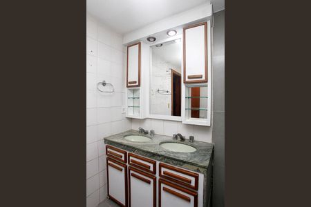 Apartamento para alugar com 470m², 4 quartos e 4 vagasBanheiro 2 Quartos Suíte Americana