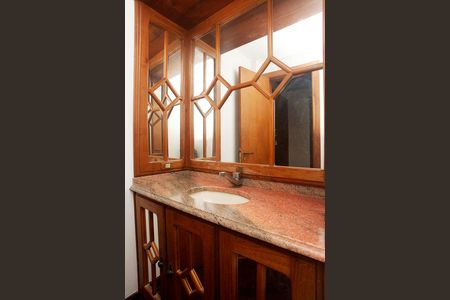 Apartamento para alugar com 470m², 4 quartos e 4 vagasBanheiro 3 Lavabo