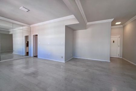 Apartamento para alugar com 130m², 5 quartos e 1 vagaSala 