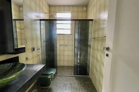 Apartamento para alugar com 130m², 5 quartos e 1 vagaBanheiro 1
