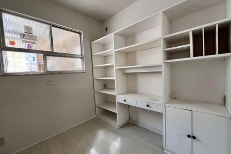 Apartamento para alugar com 130m², 5 quartos e 1 vagaEscritório 
