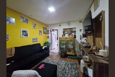 Sala de casa para alugar com 3 quartos, 120m² em Jardim de Lourdes, Embu das Artes