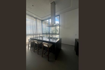 Apartamento à venda com 2 quartos, 73m² em Vila da Serra, Nova Lima