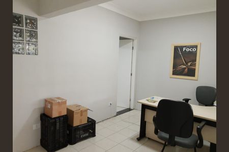 Casa à venda com 4 quartos, 250m² em Conjunto Residencial Butanta, São Paulo