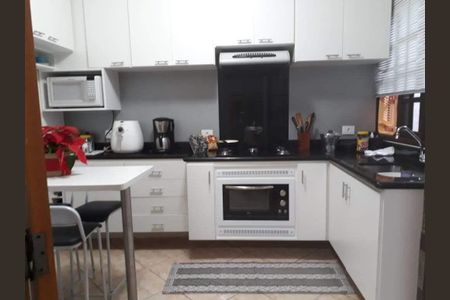 Casa à venda com 250m², 4 quartos e 3 vagas