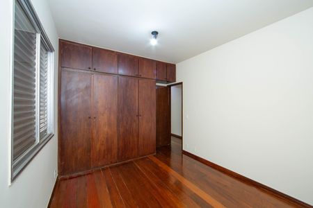Apartamento para alugar com 145m², 4 quartos e 4 vagasQUARTO2