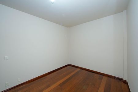 Apartamento para alugar com 145m², 4 quartos e 4 vagasQUARTO2