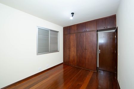 Apartamento para alugar com 145m², 4 quartos e 4 vagasQUARTO2
