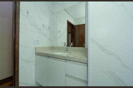 Apartamento para alugar com 145m², 4 quartos e 4 vagasBANHEIRO1