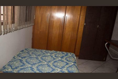 Casa à venda com 3 quartos, 165m² em Parque Maria Domitila, São Paulo