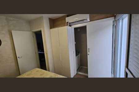 Casa à venda com 2 quartos, 68m² em Campo Grande, São Paulo