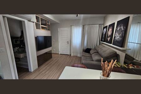 Casa à venda com 2 quartos, 68m² em Campo Grande, São Paulo