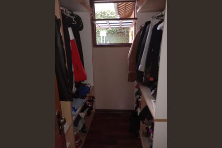 Casa de Condomínio à venda com 3 quartos, 180m² em Vila do Ouro, Nova Lima