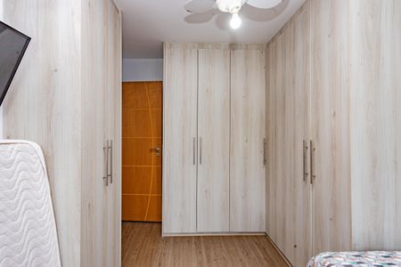 Apartamento à venda com 68m², 2 quartos e 1 vagaQuarto 2