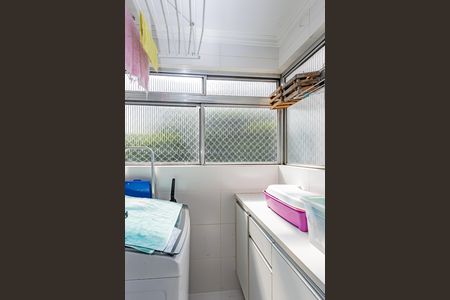 Apartamento à venda com 68m², 2 quartos e 1 vagaÁrea de Serviço