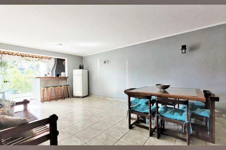Casa à venda com 3 quartos, 263m² em Jardim Bela Vista, Santo André