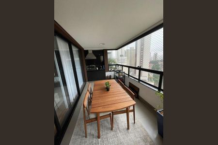 Apartamento à venda com 3 quartos, 187m² em Vila Romana, São Paulo