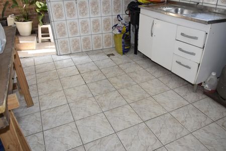 Cozinha de casa para alugar com 1 quarto, 120m² em Jardim de Lourdes, Embu das Artes