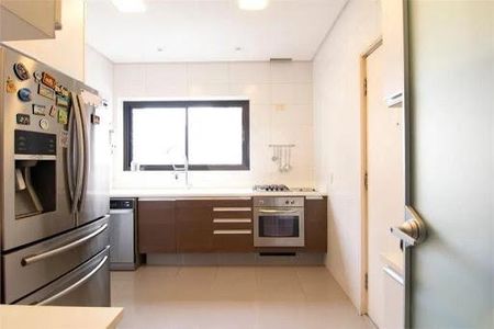 Apartamento à venda com 3 quartos, 210m² em Higienópolis, São Paulo