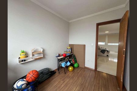 Apartamento à venda com 5 quartos, 127m² em Fernão Dias, Belo Horizonte