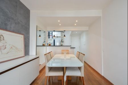 Apartamento à venda com 66m², 2 quartos e 1 vaga