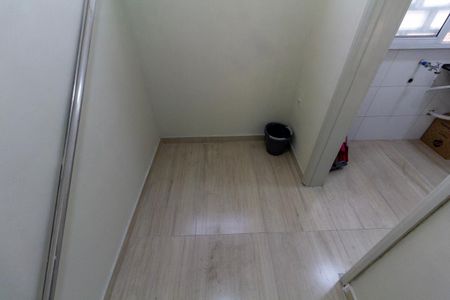 Apartamento para alugar com 71m², 2 quartos e 1 vagaEdicula