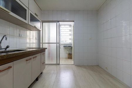 Apartamento para alugar com 71m², 2 quartos e 1 vagaCozinha