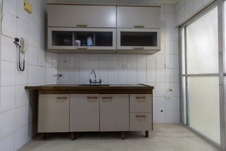 Apartamento para alugar com 71m², 2 quartos e 1 vagaCozinha