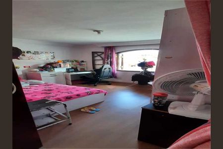 Casa à venda com 113m², 3 quartos e 3 vagas