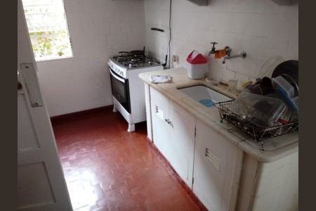 Casa à venda com 3 quartos, 219m² em Jardim Europa, São Paulo