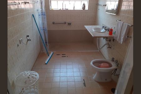 Casa à venda com 3 quartos, 219m² em Jardim Europa, São Paulo