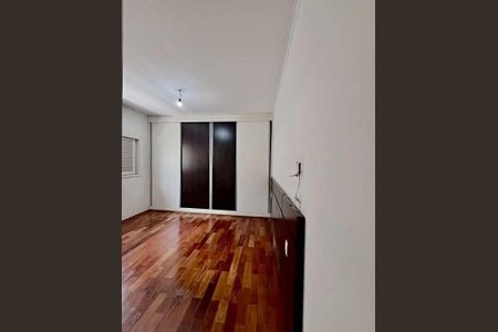 Casa à venda com 5 quartos, 220m² em Parque Bandeirante, Santo André