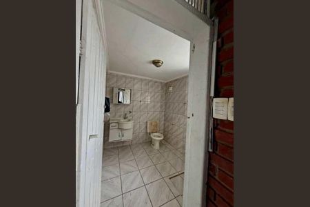 Casa à venda com 220m², 5 quartos e 5 vagas