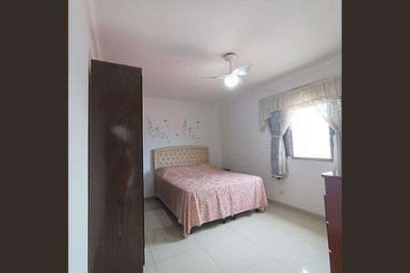 Casa à venda com 4 quartos, 240m² em Piqueri, São Paulo