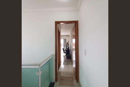 Casa à venda com 240m², 4 quartos e 2 vagas