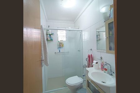 Casa à venda com 240m², 4 quartos e 2 vagas